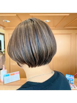 イースト(YEAST) 美髪ショートボブ