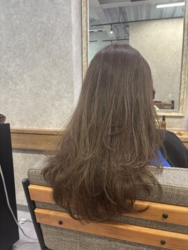 『SHOKI』ミニウルフホワイトベージュチェリーブラウン