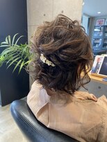 エニル(ENYL)&nbsp;ゆるふわルーズハーフアップスタイル