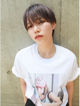 ラボ(Ravo) [Ravo]マッシュなウルフはストレートスタイリングでお手入れ簡単