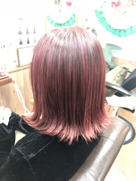 サロンド クラフト(salon de craft) 【外はねボブ】キュートなチェリーピンク