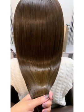 ジエクト ヴィシア(The Ect VIXIA) 髪質改善トリートメント　大人の美髪　艶髪　ツヤ髪