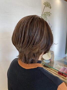 ナチュラ(NATURA) ローライトカラー×ショートウルフ