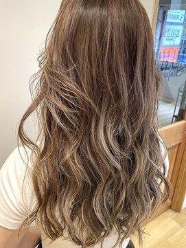 ラフ 新宿(Laff) 【Laff】新宿 ハイライト ベージュ イルミナカラー