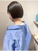 "久保田"切りっぱなしミニボブ縮毛矯正ストレート