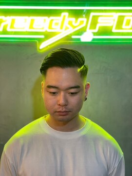 グリーディーフォックス 代々木(Greedy FOX) アップバング/ツーブロックマッシュ/束感/波巻き[シェービング]