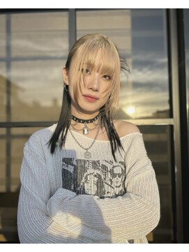 ディーボーイ 下通本店(D-BOY) 顔周りレイヤー/ルーツカラー/ダブルカラー