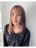 アクター(actor) 似合わせカット ナチュラルヘア　グレーベージュ【山崎　輝】