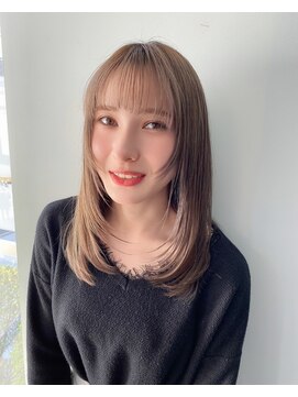 アクター(actor) 似合わせカット ナチュラルヘア グレーベージュ【山崎 輝】