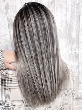 ロウル 渋谷(LOWRL) シャドールーツ/ブリーチ