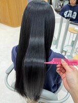 ハニー 町田(HONEY)&nbsp;フェミニンロング　髪質改善　酸熱　バイカルテ　ストレートヘア