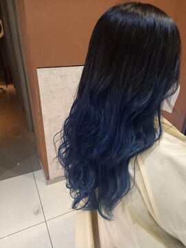 ヘアリゾートユア 新大久保店(hair resort YuA) グラデーションネイビーカラー