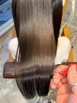 シーズヘア南口店 大好評！艶髪　極上の髪質改善ならお任せください！