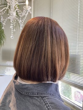 ヘアーアンドメイク フラット ヒルズ(Hair&Make FLAT HILLS) ハイブリッドカラー・ボブスタイル