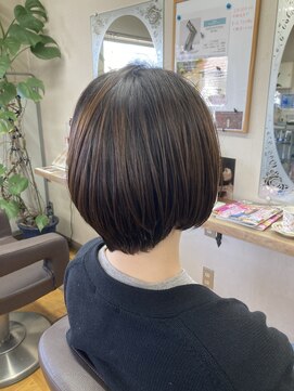 アキコ美容室 ショートスタイル