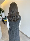 オリーブグレー