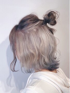 リコラックスビー 中百舌鳥(LICO LUXBE) ホワイトインナー×グレーテール