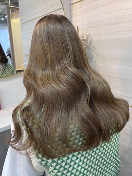 ラビス 池袋(Lovis) ワンレン/ネビージュ/小顔[エクステ/インナーカラー/韓国/池袋]