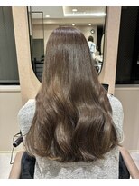 ジーニー 横浜(giinii) ショコラベージュ