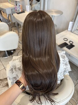 ザックラフィネ(ZACC raffine) レイヤーカット/マロンベージュ/赤み消しカラー/トリートメント