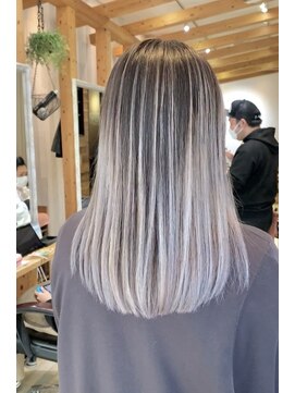 ラグーン(LAGOON) バレイヤージュグレージュハイライトダブルカラーケアブリーチ