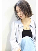 切りっぱなしボブ/ワンレンボブ/アースカラー