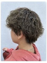 ブロッサム 東久留米店(Blossom)&nbsp;◎波巻きパーマ×ニュアンスでこなれ感◎