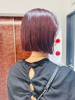 ベシック(VECHIC)&nbsp;深みボルドーの大人ボブ