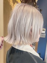 リノショアーズ 日本大通り店(RINOSHORES)&nbsp;"横浜日本大通り"『ホワイトベージュ、ホワイトグレージュ』
