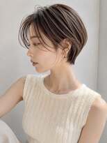 ノア 三宮店(NOA)&nbsp;【NOA】襟足長めハンサムショート×極細ハイライト｜艶ブラウン