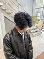 エマピボット 中川本店(EMA PIVOT)&nbsp;1回ブリーチのネイビーカラー