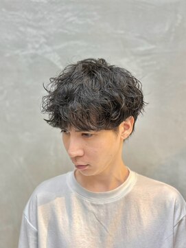 サームマン 人形町(SARM MAN) 柔らかなカールが映える無造作メンズパーマショート