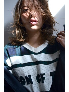 ミラバイグリーン(Mira by green) 柔らかbeige くせ毛風midi＃２