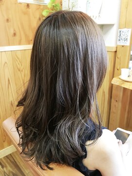 ララテラス(LaLa Terrace) ブルーヴァイオレット×無造作ルーズカール