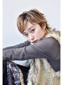 マッシュショートカーキグレージュ大人かわいいフェザーバング 