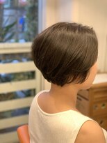 サロン ド ヴィヤージュ(Salon de Viyage) 大人ショートボブスタイル