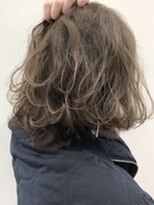 モードケイズブラン(MODE K's Blanc)&nbsp;ミルクティーアッシュ　エアリーグレージュ