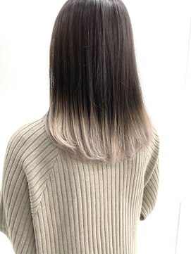 アライブ キチジョウジ(ALIVE Kichijoji) ホワイトエアタッチグラデーションカラー