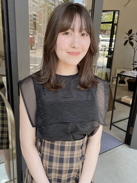 ヘアーアイスカルテット(HAIR ICI QUARTET) 大人美人艶カラーベージュ小顔カット透明感ミディアム