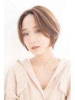 メゾンブラン アヴェダ(Maison Blanc AVEDA) ハンサムショート ショートボブ 長めの前髪 ベージュカラー