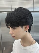 センターパートカルマパーマフェザーパーマ韓国ヘアガイルヘア