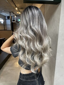 サニー 渋谷(SUNNY) バレイヤージュ、ハイライト、レイヤーロング、グレーベージュ