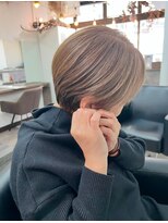 ゲイン(Gain)&nbsp;ショートカット×白髪ぼかし/ハイライト/ケアブリーチ