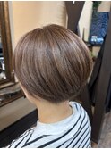 ショートボブ