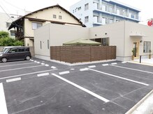 パーセンス(Pursense)の雰囲気（お店の前に9台駐車場完備しております♪）
