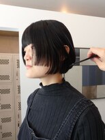 アンフェインド02(UNFEIGNED 02)&nbsp;黒髪カタログ/クラゲヘアー/オリーブグレー／小顔/名駅/伏見/栄