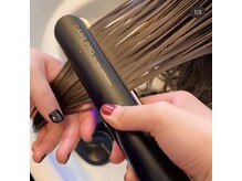 髪質改善効果で毛髪内部から補修し、髪のお悩みを解決します。