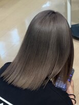 アウラ(AURA)&nbsp;ケアブリーチ/ダブルカラー/ニュアンスカラー/グレージュ/艶髪