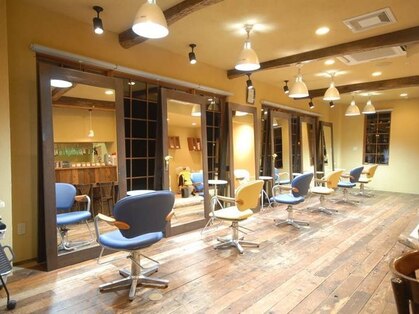 美容室コラージュの写真