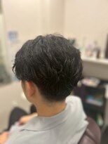 レーヴ(REVE)&nbsp;ビジネスにも馴染むメンズパーマ